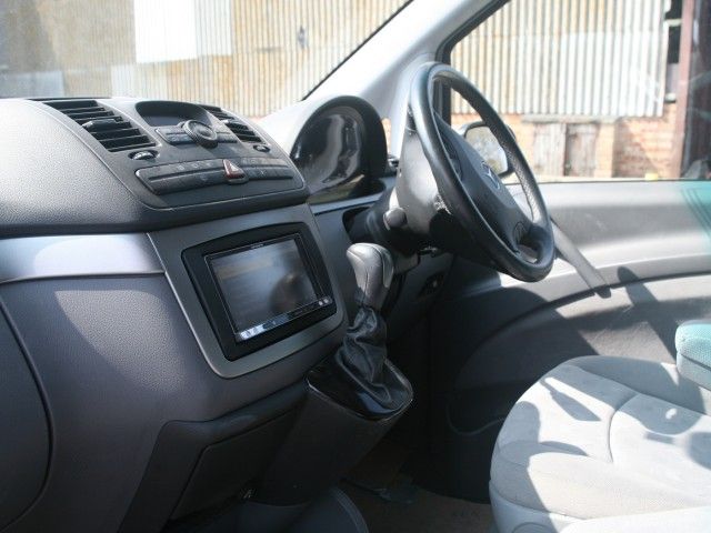 2004 Mercedes Viano Campertop image 8