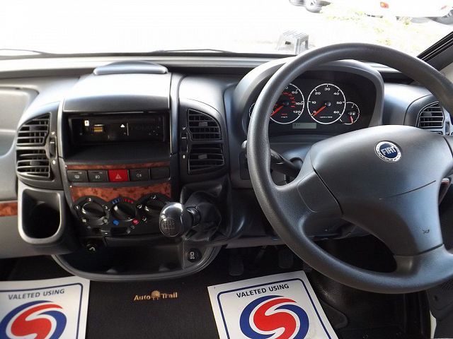 2006 Autotrail Apache 600 image 5