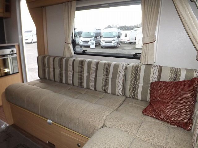 2012 Elddis Xplore 302 image 5
