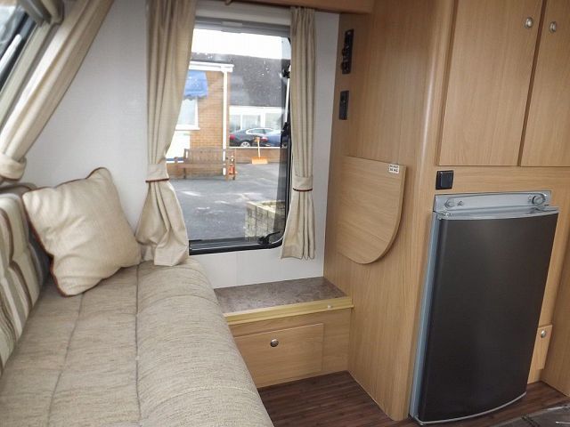 2012 Elddis Xplore 302 image 9