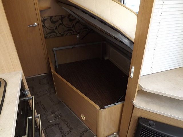 2012 Elddis Avante 540 image 5