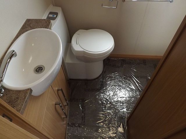 2012 Elddis Avante 540 image 6