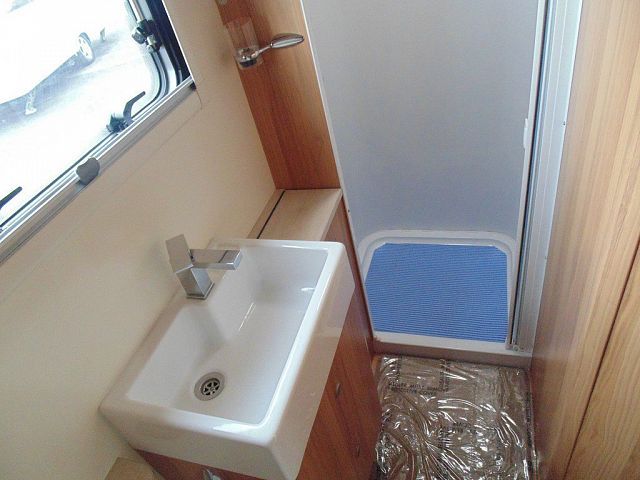 2011 Bailey Unicorn Valencia image 4