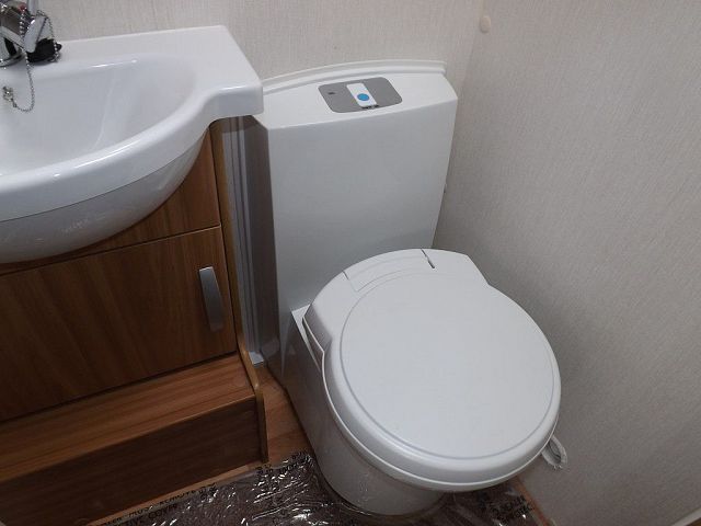 2013 Lunar Quasar 556 image 9