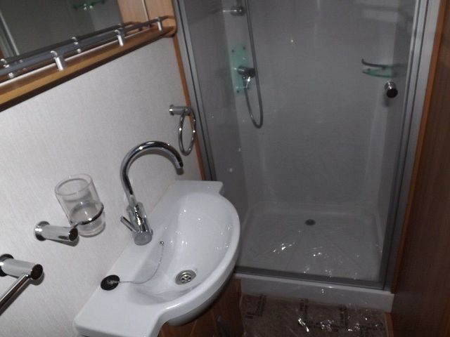 2013 Lunar Ultima 540 image 6
