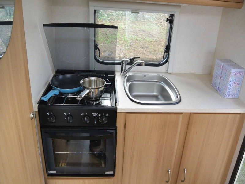 2007 Avondale 380 image 6