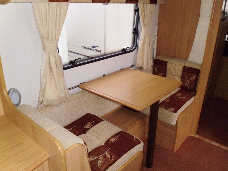 2007 Avondale 550/4 image 4