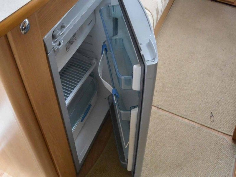 2009 Compass Corona 362 image 5