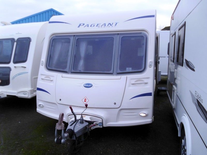 2009 Bailey Pageant Monarch S7 image 1