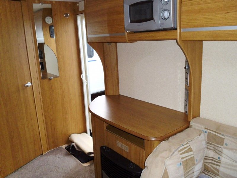 2009 Bailey Pageant Monarch S7 image 4