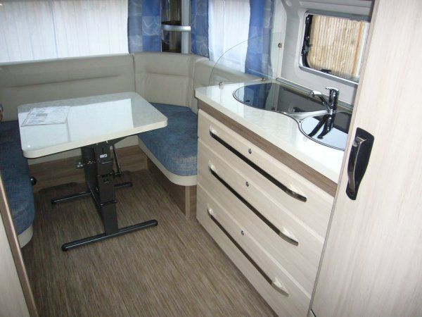 2014 HOBBY Deluxe 460 Ufe image 10