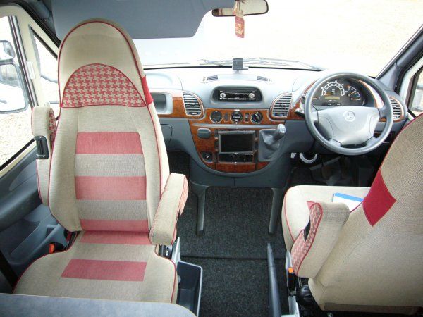 2005 Burstner T Star 680 CDI image 5