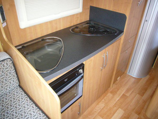 2011 Autotrail Excel 670B image 8