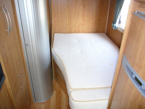 2011 Autotrail Excel 670B image 9