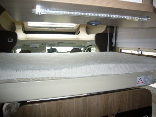 2013 Chausson Suite Maxi image 11
