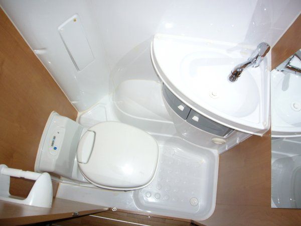 2009 TRIGANO TRIBUTE 550 image 5