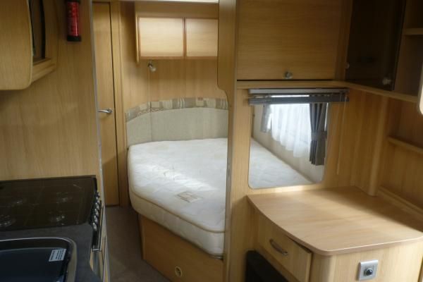 2010 Coachman Amara 560/4 image 4