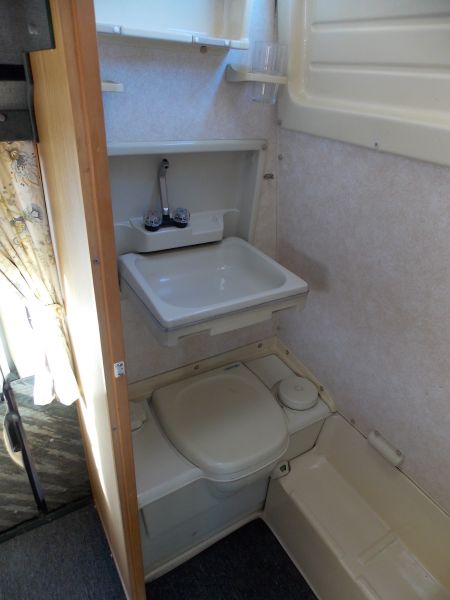 1996 Auto-Sleeper Duetto image 11