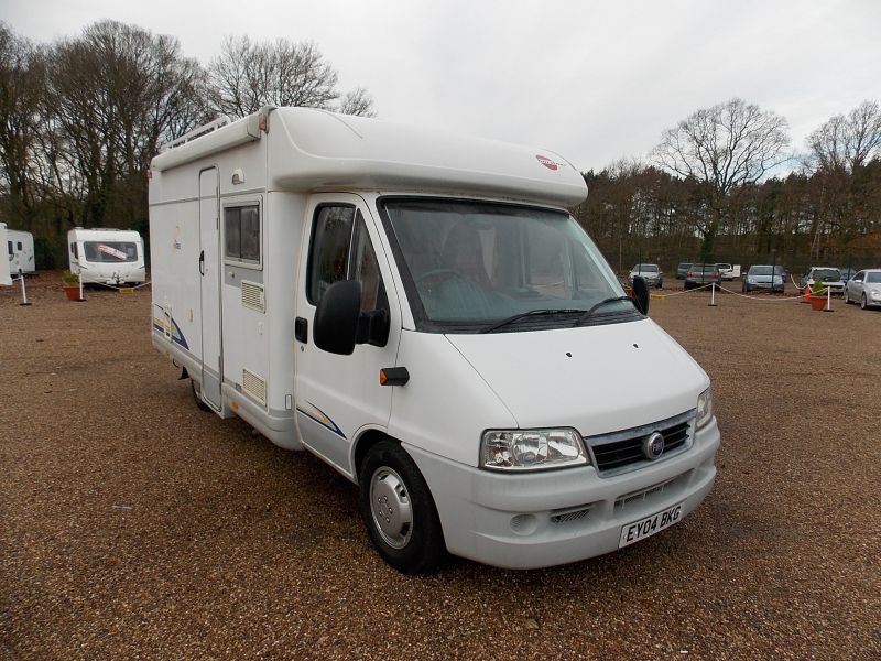2004 Burstner T585 2.3JTD image 2