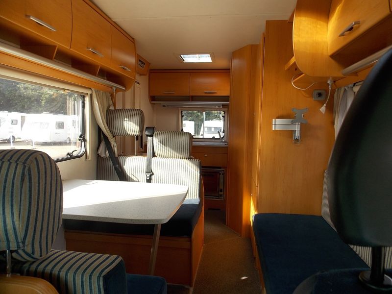 2005 Hymer Classic C544 2.8 JTD image 9