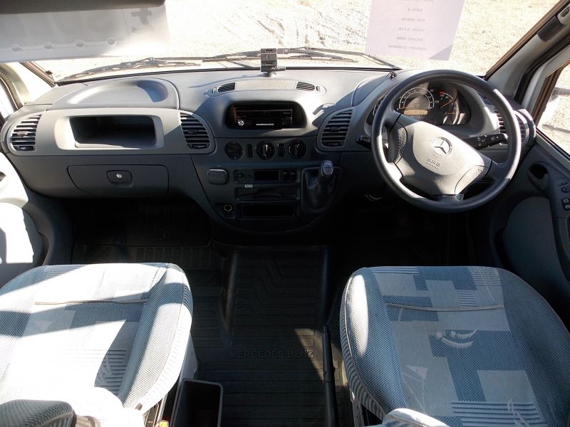 2005 Burstner T-Star 680 2.7CDi image 4