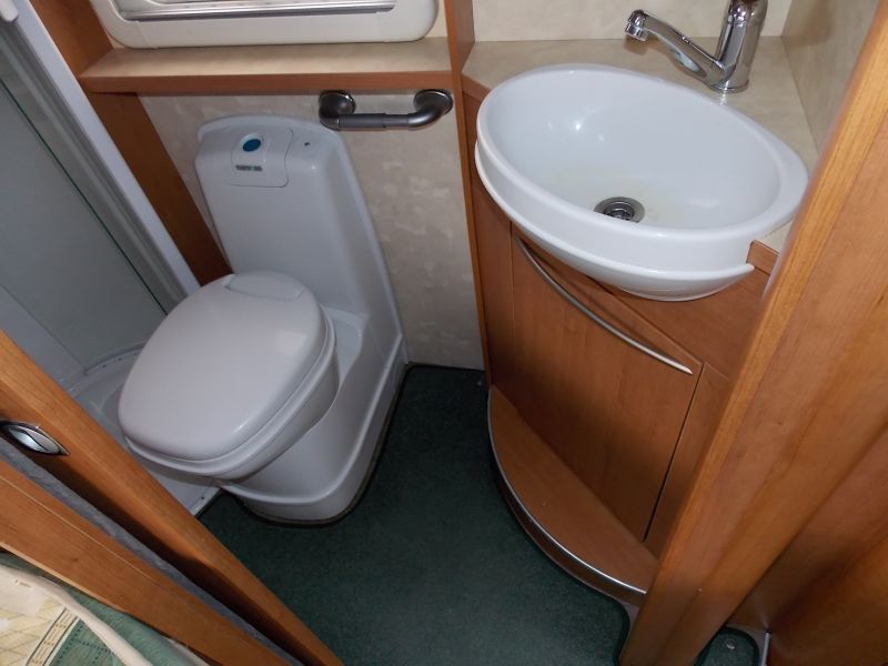 2005 Bessacarr E 765 2.8JTD image 9