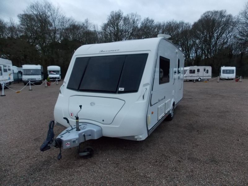 2010 Buccaneer Elan image 1