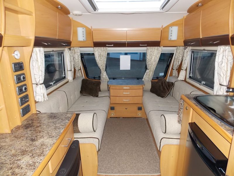 2010 Buccaneer Elan image 10