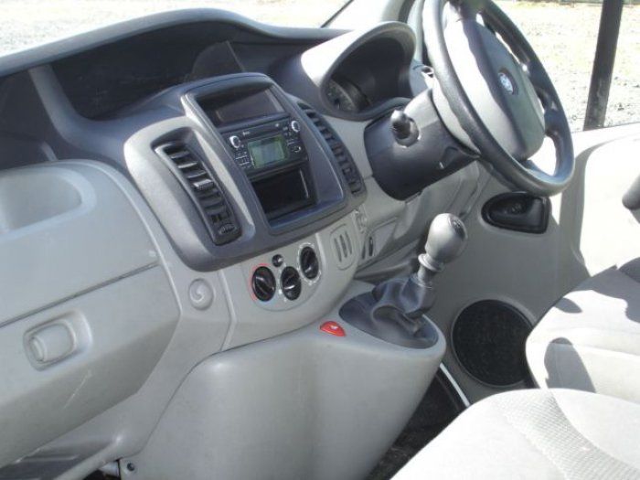 2013 Vauxhall Vivaro 2.0CDTI image 6