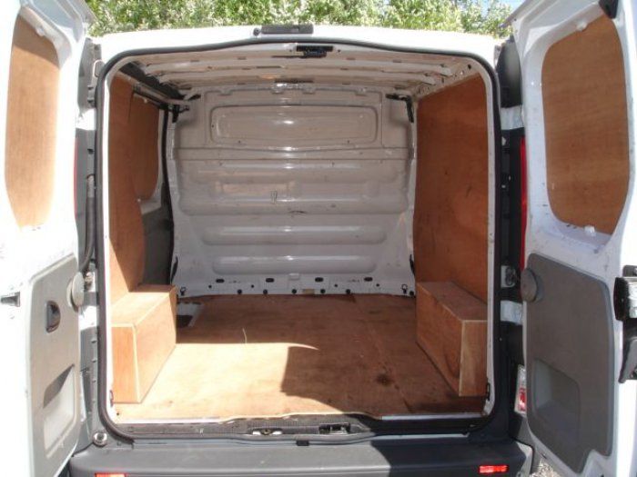 2013 Vauxhall Vivaro 2.0CDTI image 8