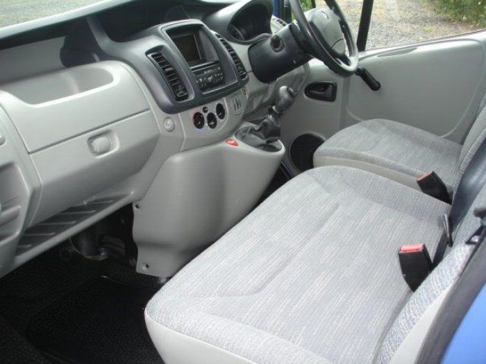 2010 Renault Trafic 2.0 SL27dCi image 6