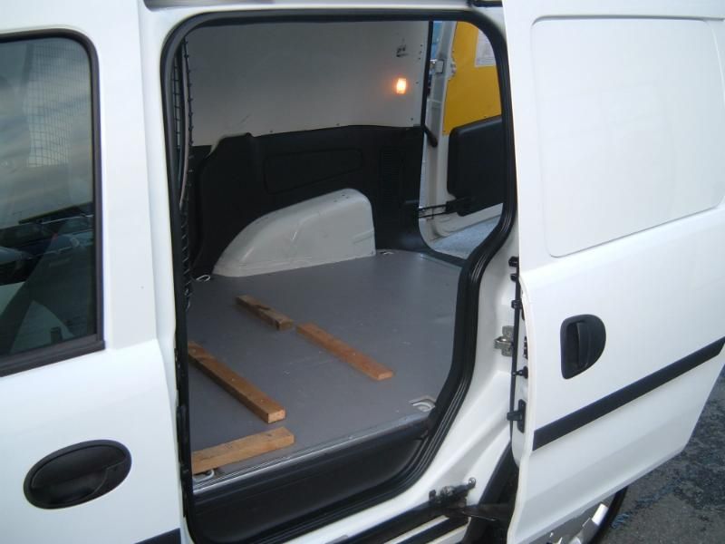 2011 Vauxhall Combo 2000 Cdti 16v image 7