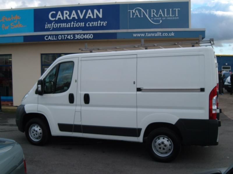 2011 Citroen Relay 33 Hdi 100 Swb image 2