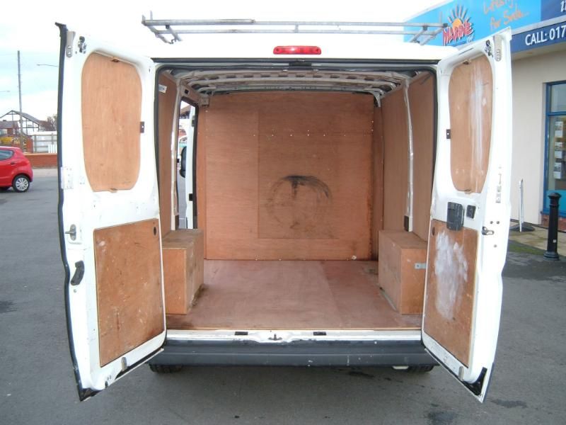 2011 Citroen Relay 33 Hdi 100 Swb image 9