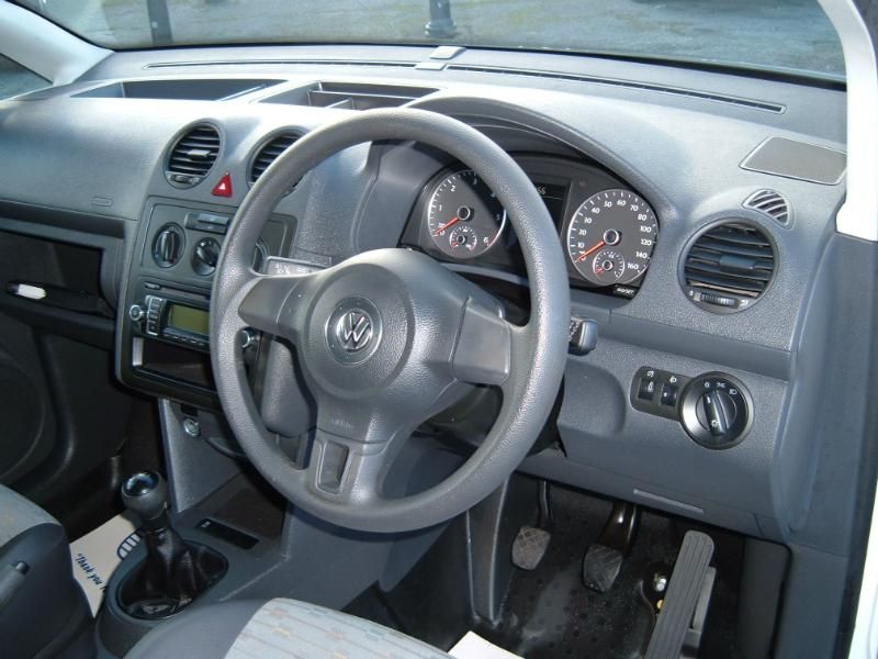 2011 Volkswagen Caddy C20 Tdi 102 image 6