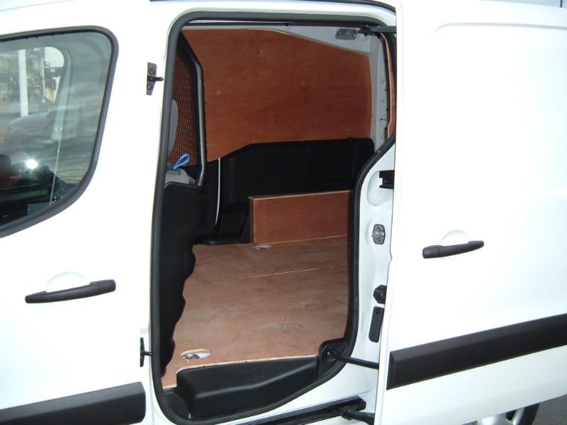 2014 Peugeot Partner 850 Profession L1 Hdi image 9