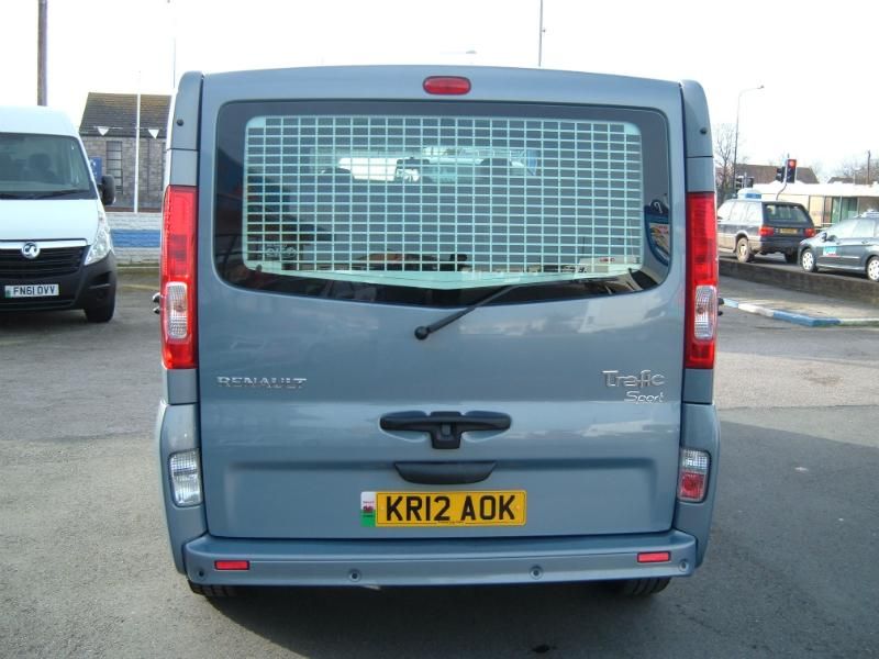 2012 Renault Trafic Sl29 Sport Dci image 3