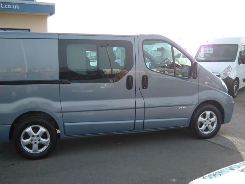 2012 Renault Trafic Sl29 Sport Dci image 4