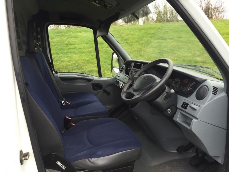 2006 Iveco Daily 2.3 35S14v MWB image 6