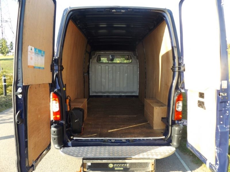 2009 Vauxhall Movano 2.5 CDTi 3500 LWB image 9