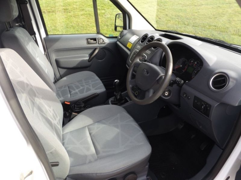 2010 Ford Transit Connect T230 TDCi image 6
