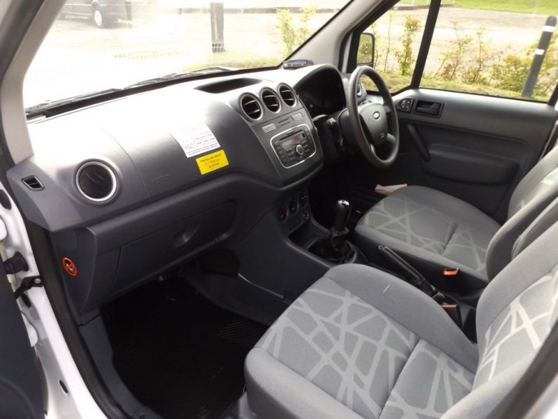 2010 Ford Transit Connect T230 TDCi image 7