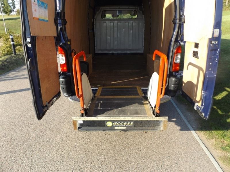 2009 Vauxhall Movano 2.5 CDTi 3500 LWB image 10