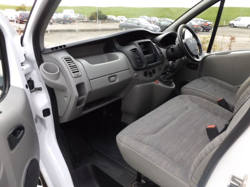 2012 Renault Trafic LL29 dCi image 7