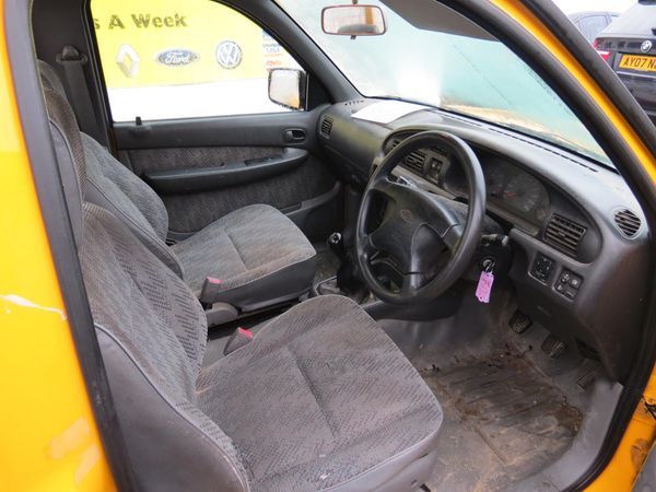 2001 Ford Ranger 4X2 image 5