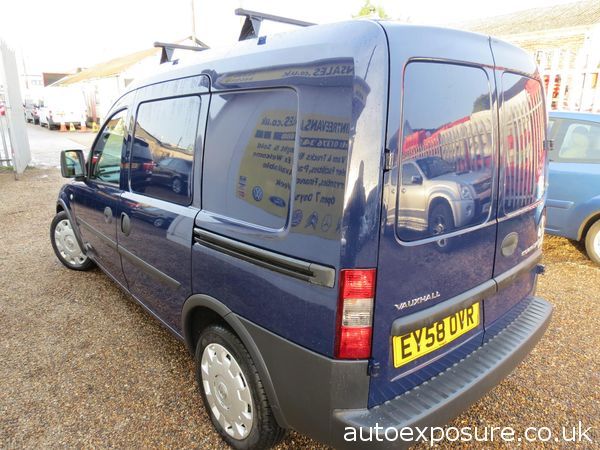 2008 Vauxhall Combo 2000 1.7CDTi image 3
