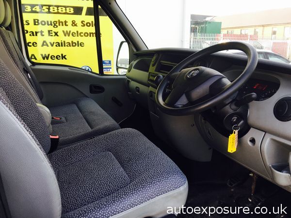 2013 Vauxhall Movano image 4