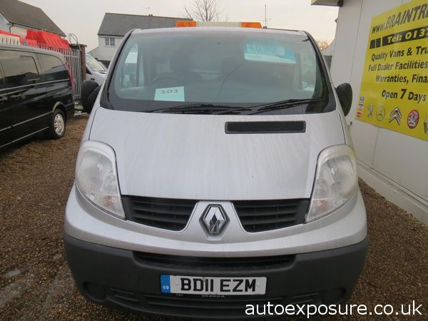 2011 Renault Trafic 2.0 image 2