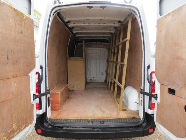 2010 Renault Master LM35dCi image 5