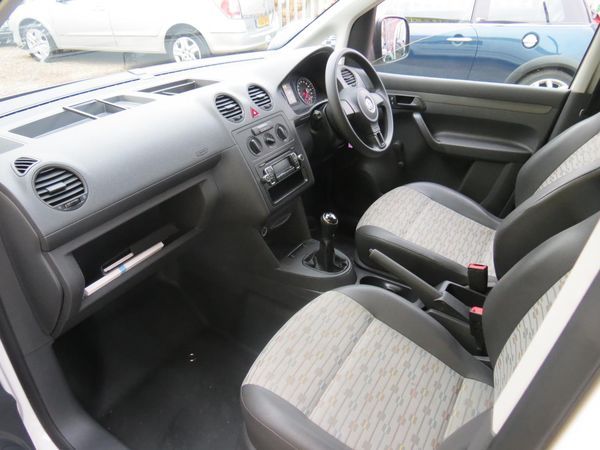 2013 Volkswagen Caddy 1.6 TDI image 8